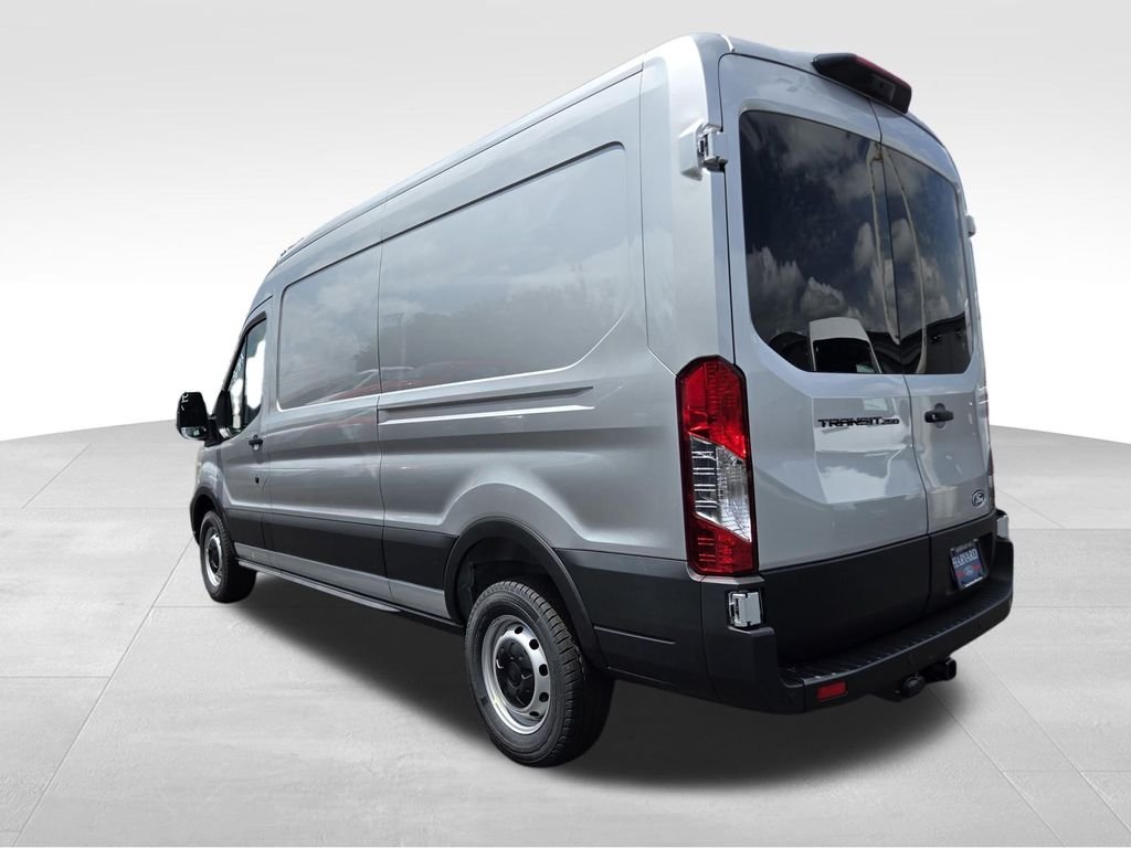 New 2026 Ingot Silver Metallic Ford Cargo Van image 4