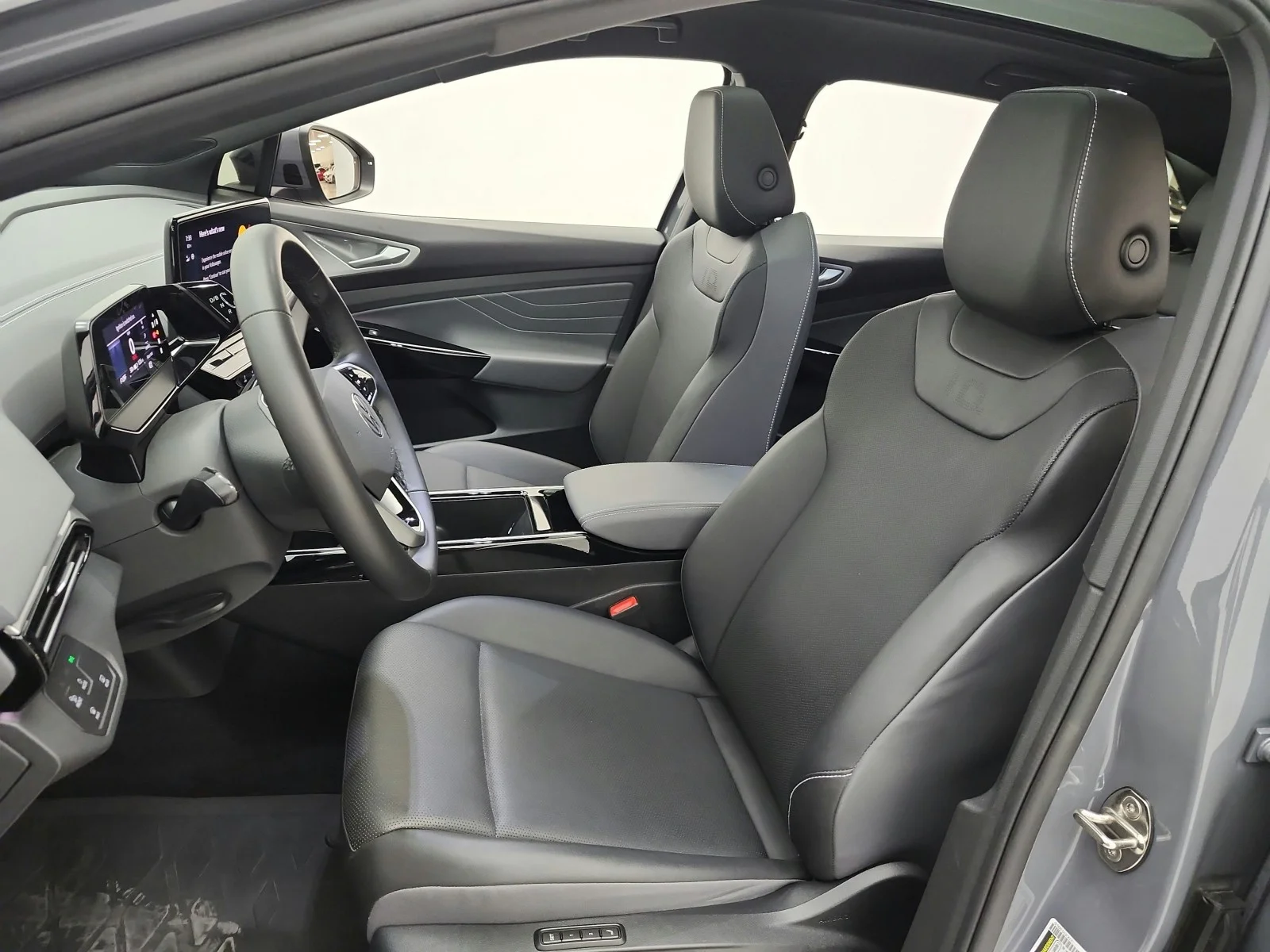 Used 2023 Pure Gray w/Black Roof Volkswagen Pro S Plus image 15
