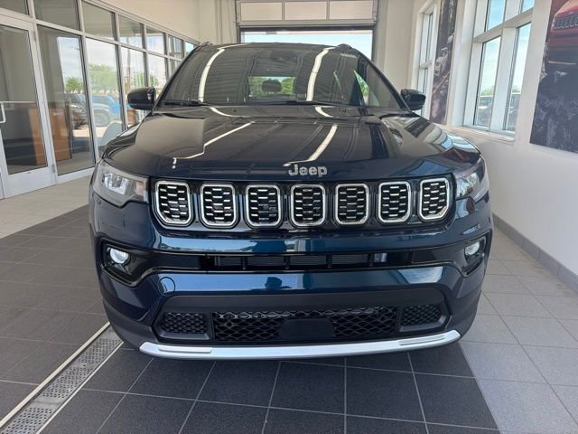 New 2026 Fathom Blue Pearl-Coat Exterior Paint Jeep Limited image 2