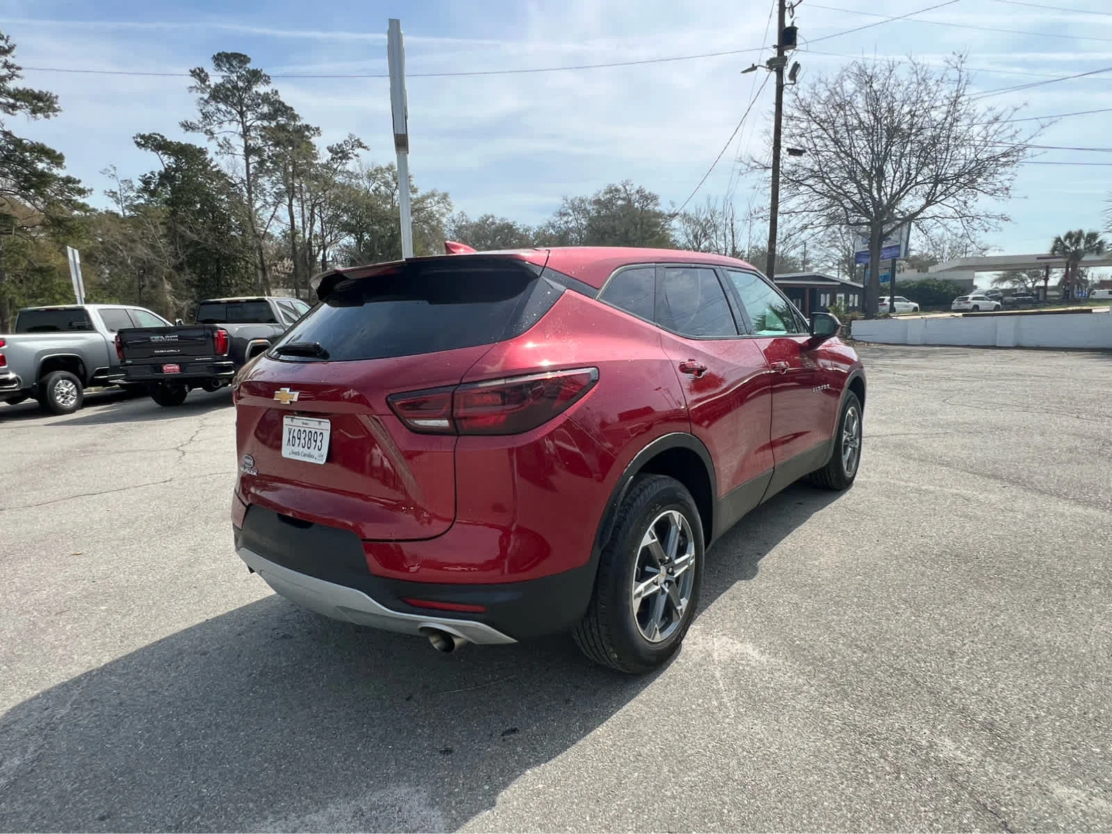 Used 2025 Radiant Red Tintcoat Chevrolet 2LT image 4