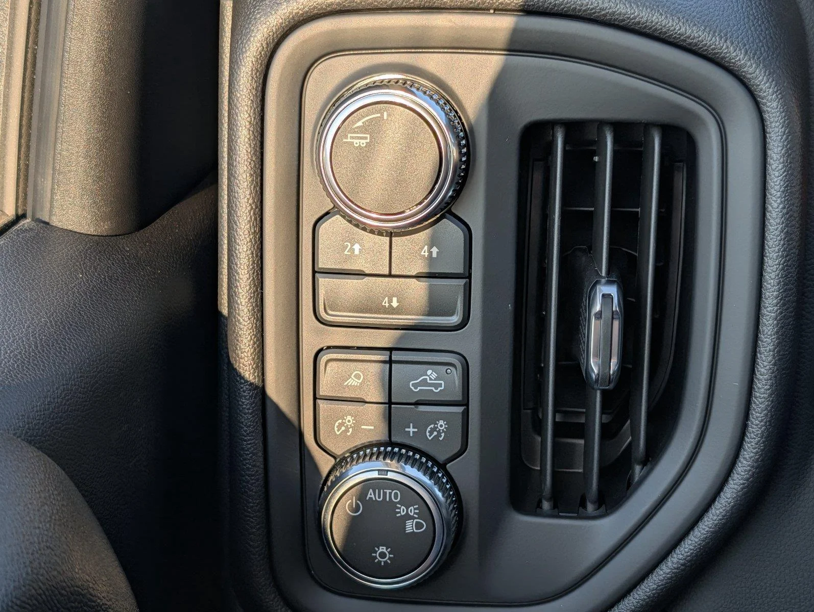 New 2026 Summit White GMC Pro DRW image 24