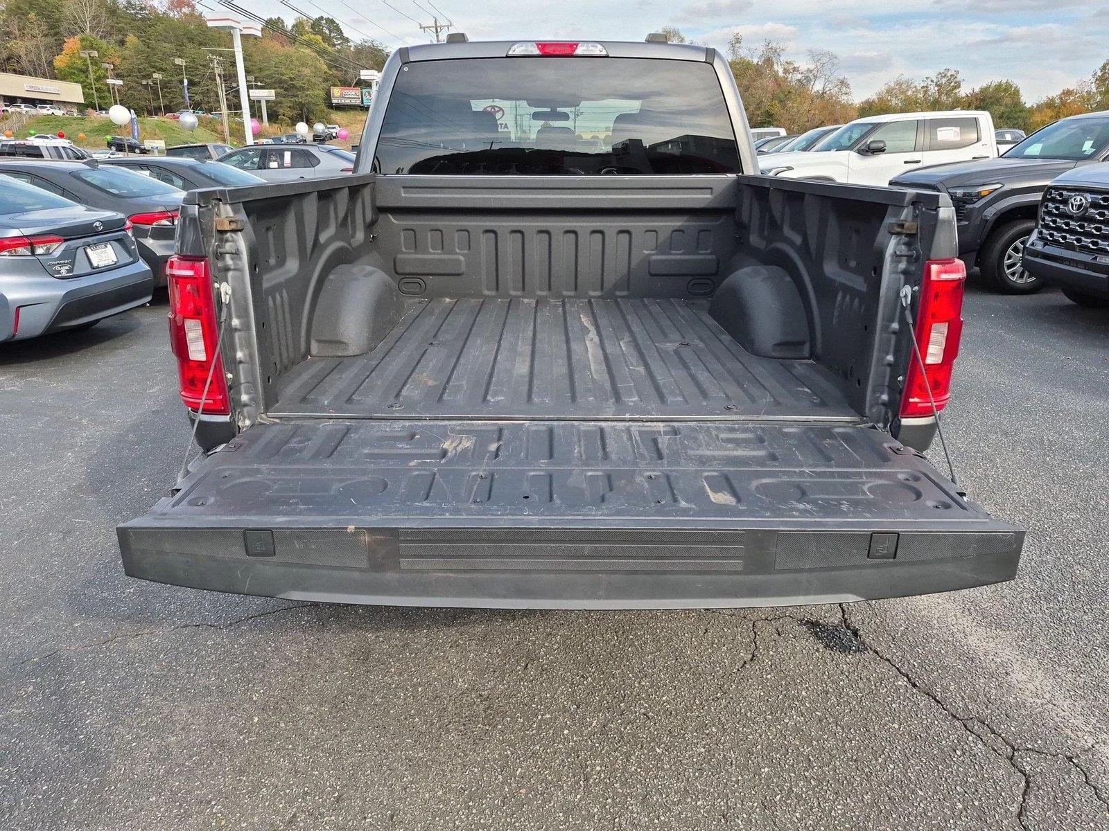 Used 2023 Carbonized Gray Metallic Ford XLT image 31