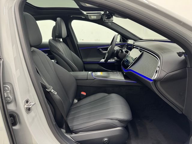 2026 Mercedes-Benz E-Class E350 - Photo 17