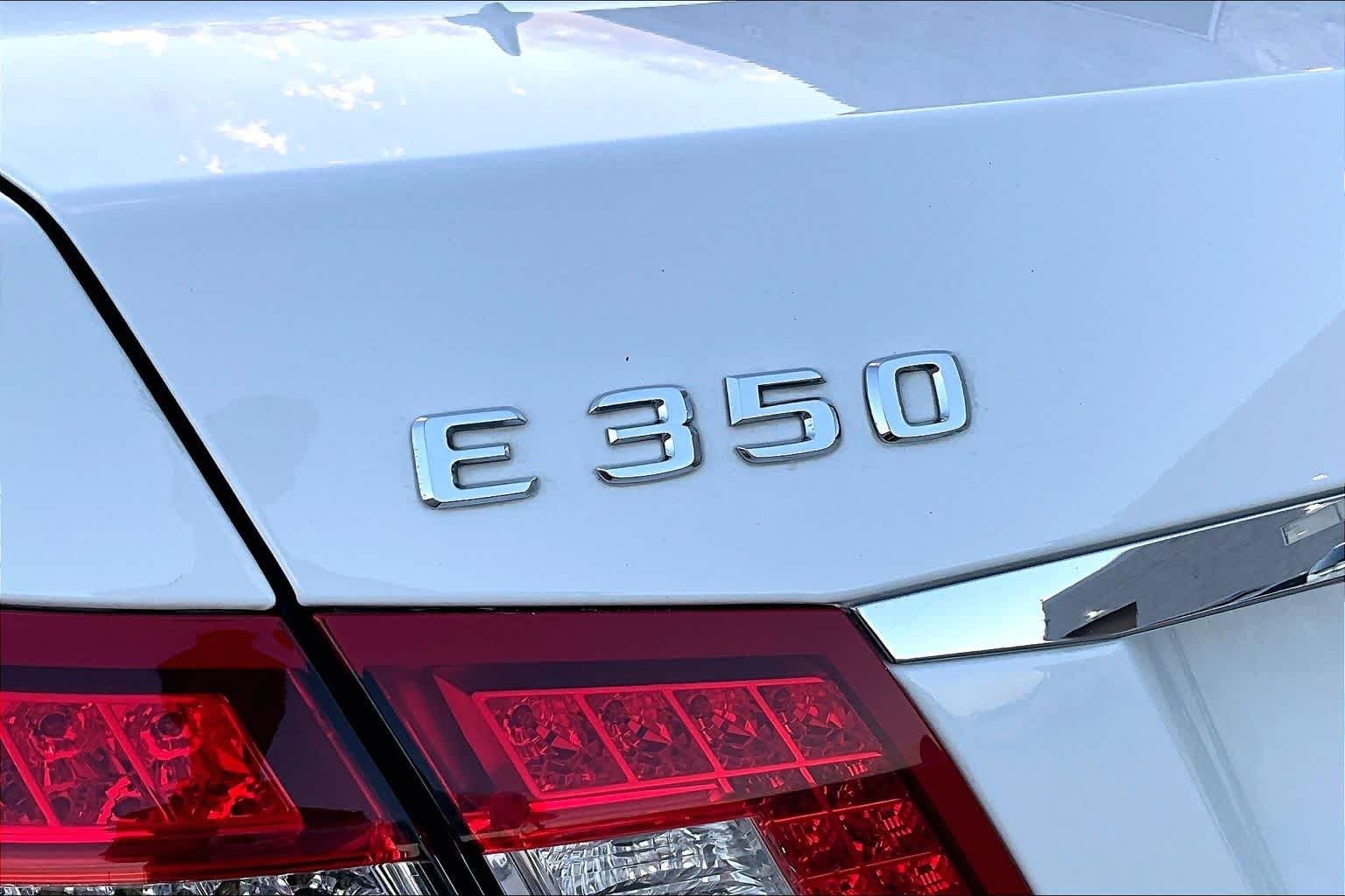 Used 2013 Polar White Mercedes-Benz E 350 Luxury image 27