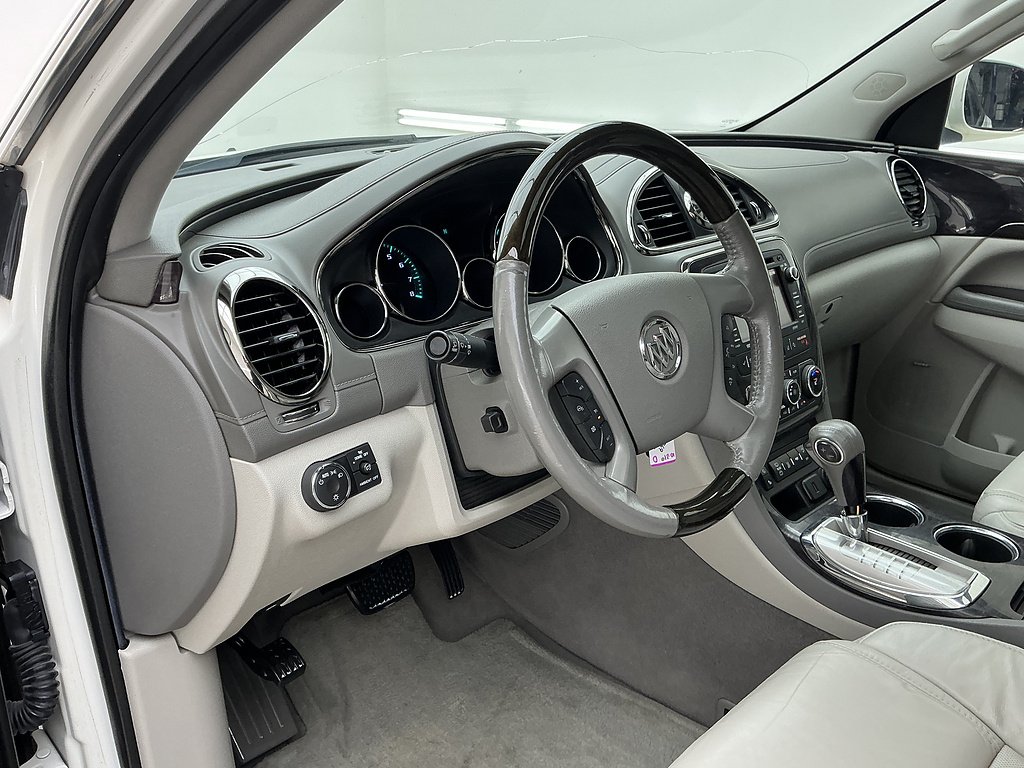 Used 2015 White Opal Buick Premium image 13