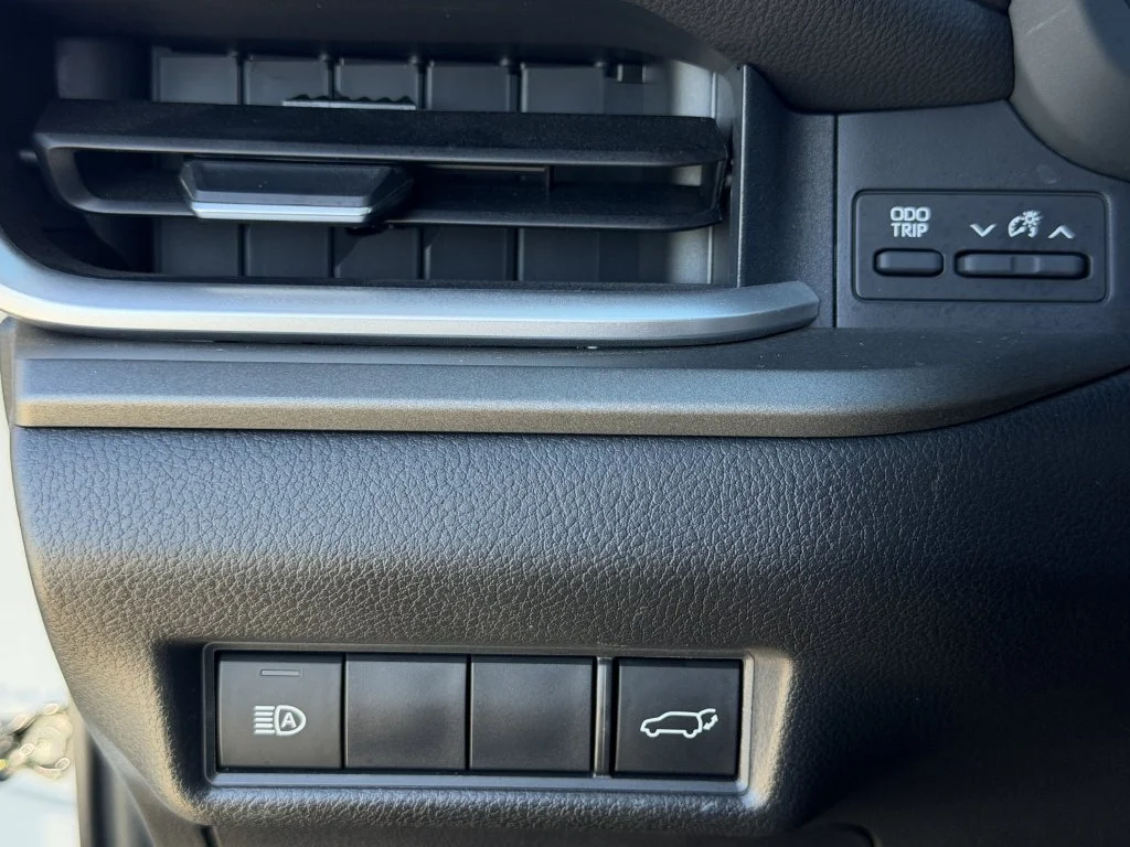 Used 2026 White Toyota XLE image 22