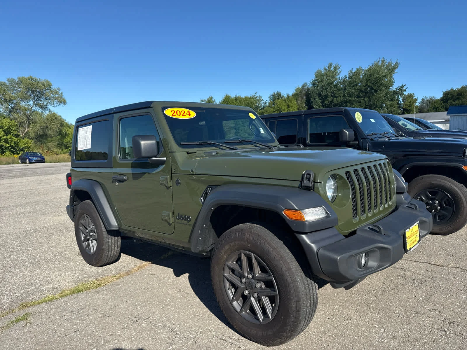 Used 2024 Sarge Green Clearcoat Jeep Sport S image 3