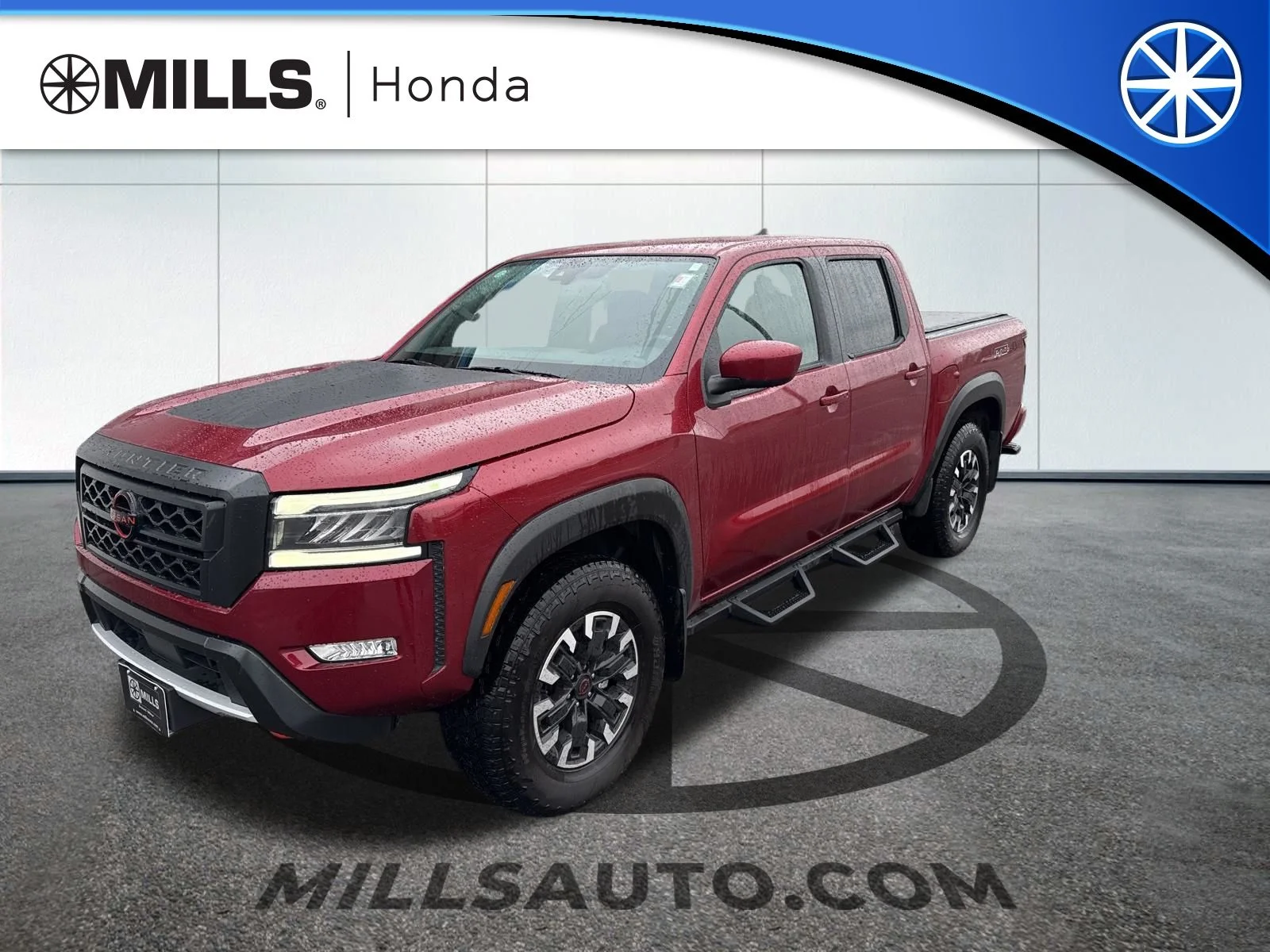 2023 Nissan Frontier PRO-4X Crew Cab 4X4's photo