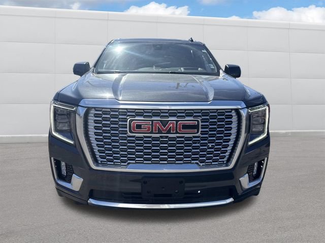 Used 2021 Hunter Green GMC Denali image 15