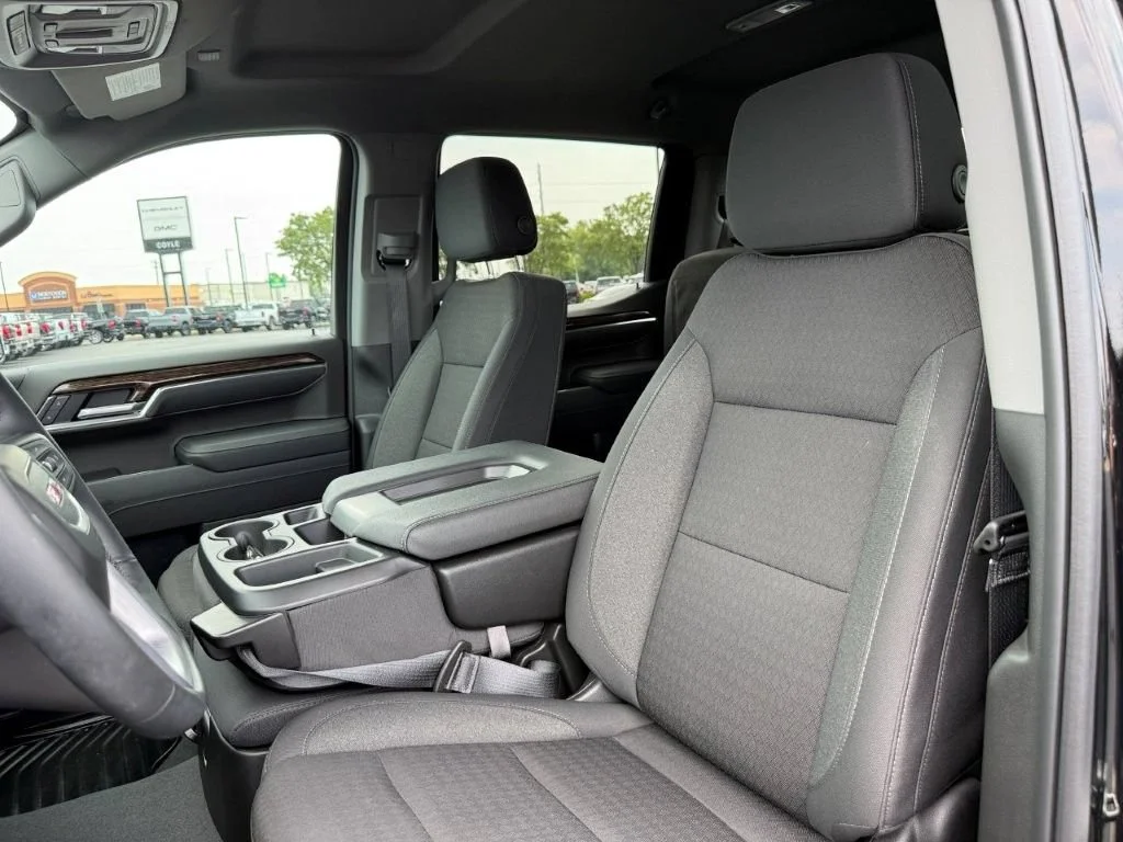 2026 GMC Sierra 1500 SLE - Photo 16