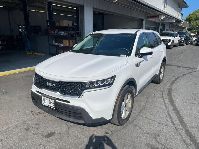 Used 2023 White Kia LX image 2