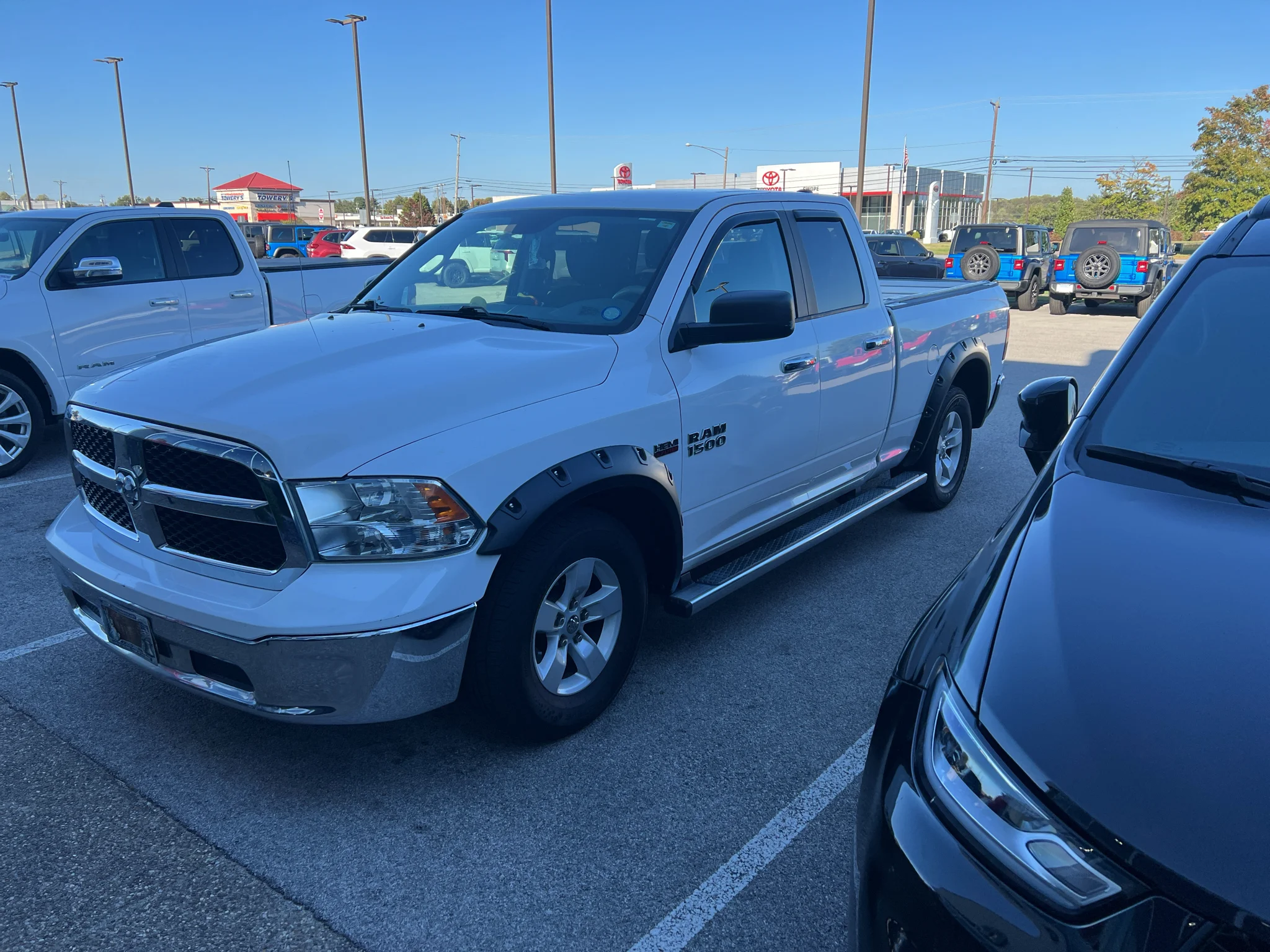 Used 2018 RAM Ram 1500 Pickup SLT with VIN 1C6RR6GT9JS169107 for sale in Elizabethtown, KY