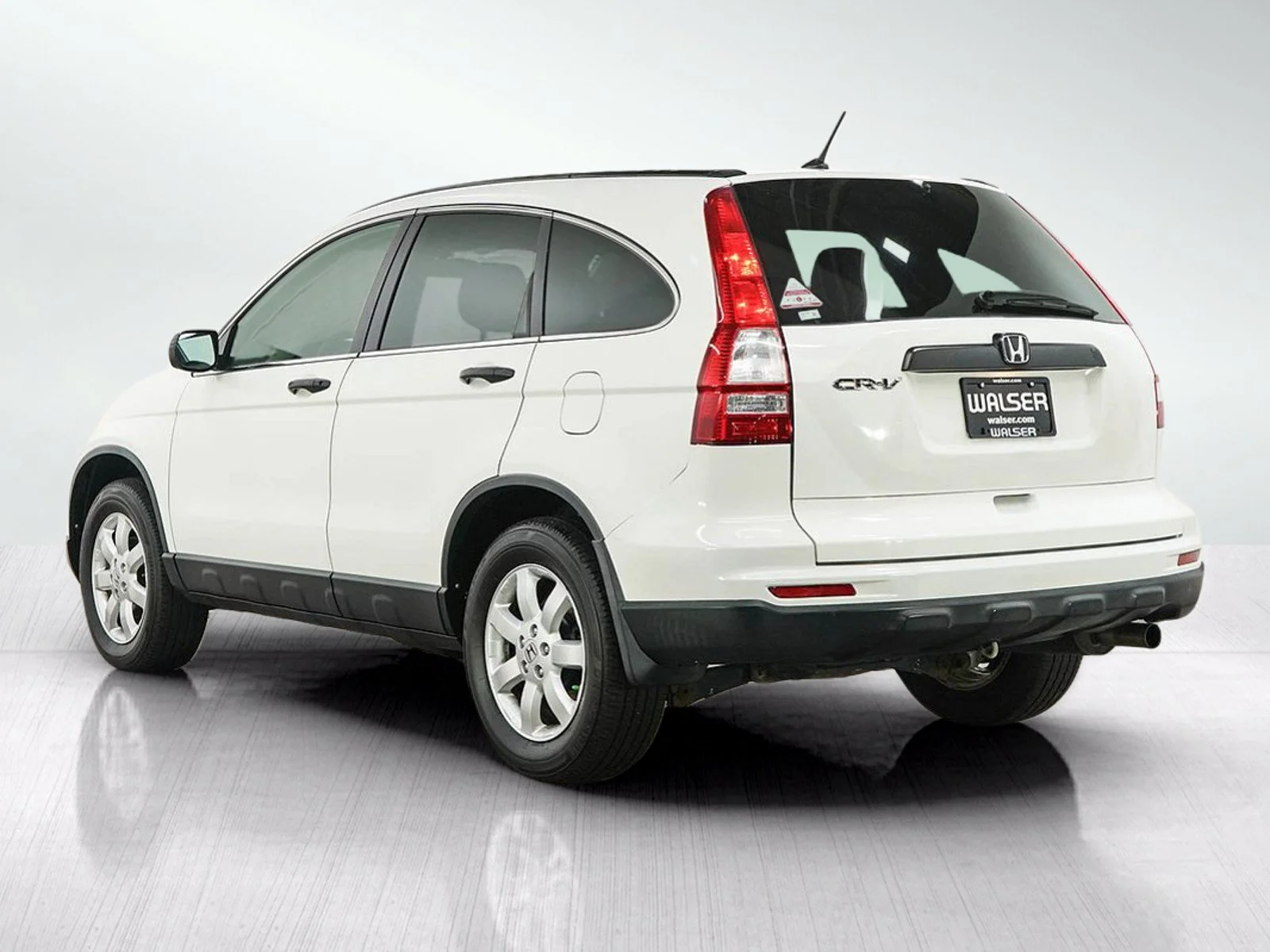 Used 2011 Taffeta White Honda SE image 3