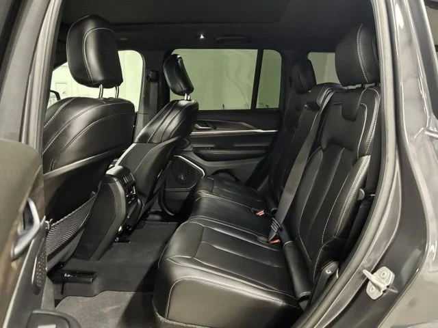 Used 2026 Gray Jeep Limited image 19