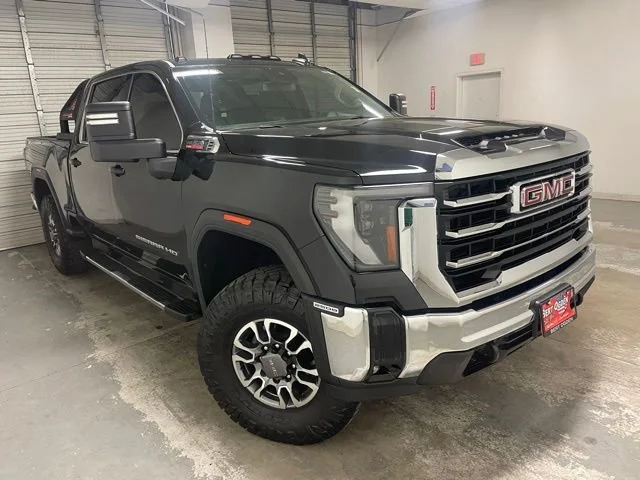 2025 GMC Sierra 4WD Crew Cab Standard Box SLE's photo