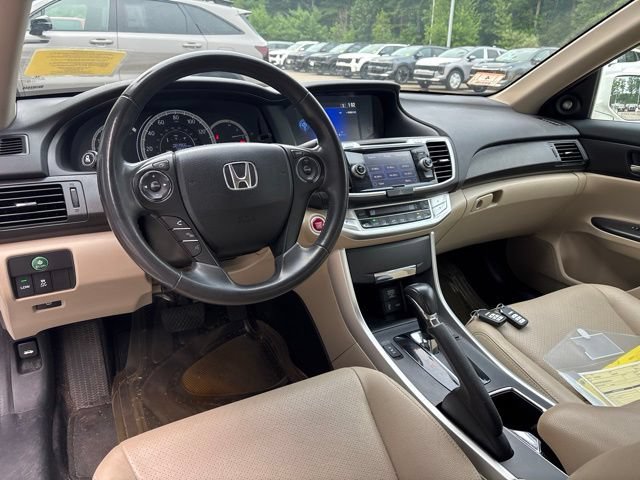 Used 2014 White Honda EX-L image 13