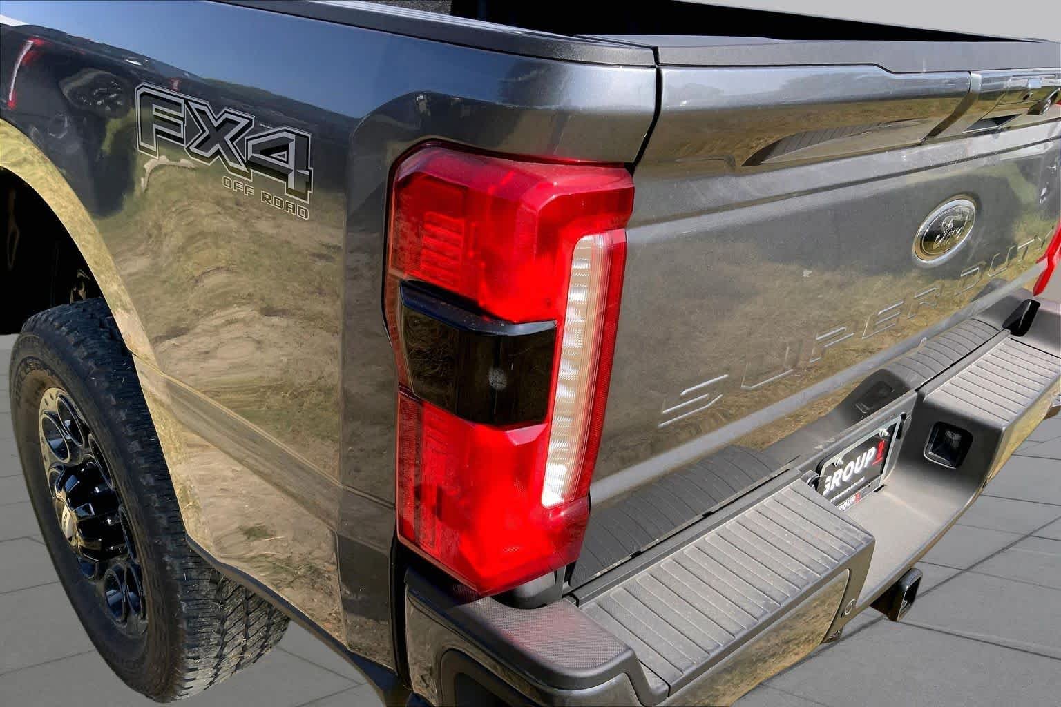 New 2026 Carbonized Gray Metallic Ford F-250® Lariat® image 11