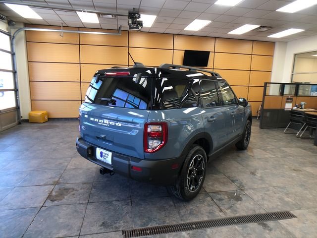 New 2026 Azure Gray Metallic Tri-Coat Ford Outer Banks® image 7