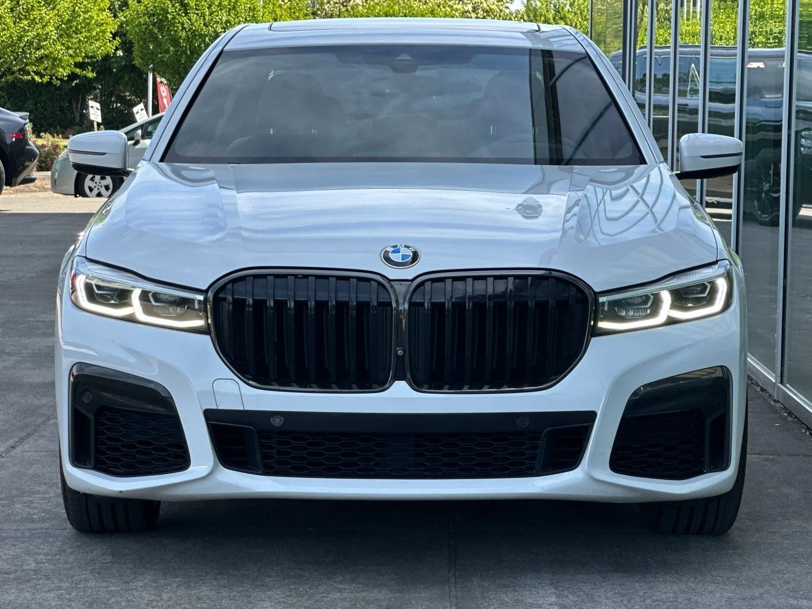 Used 2020 Alpine White BMW 750i xDrive image 8
