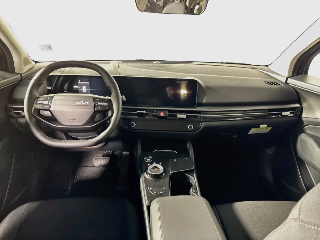 New 2027 Gravity Gray Kia S image 12