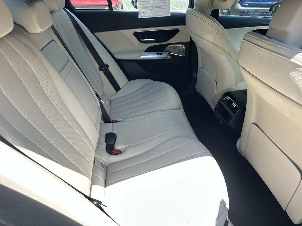 Certified Used 2024 MANUFAKTUR Cardinal Red Metallic Mercedes-Benz E 350 image 13