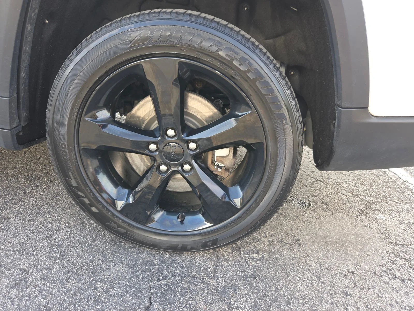 Used 2021 Bright White Clearcoat Jeep Altitude image 51