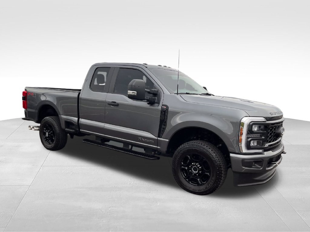 Used 2024 Gray Ford XL image 7