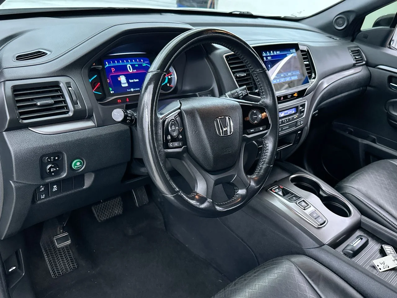 Used 2021 White Honda EX-L image 7