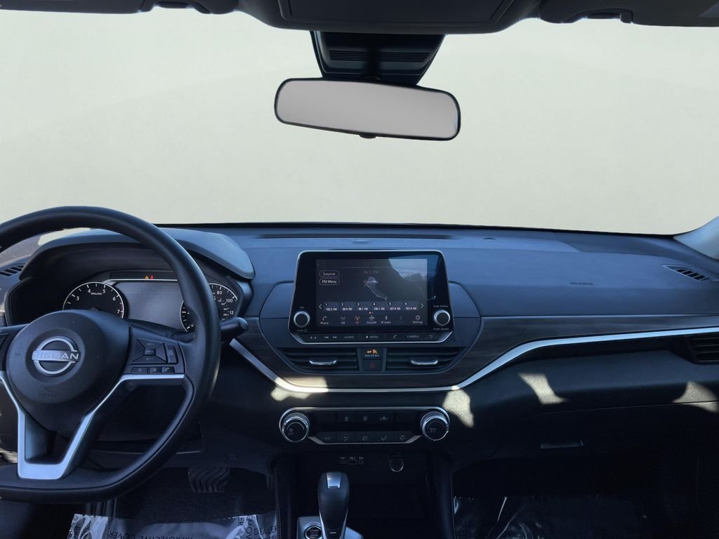 Used 2023 Gray Nissan 2.5 SV image 18