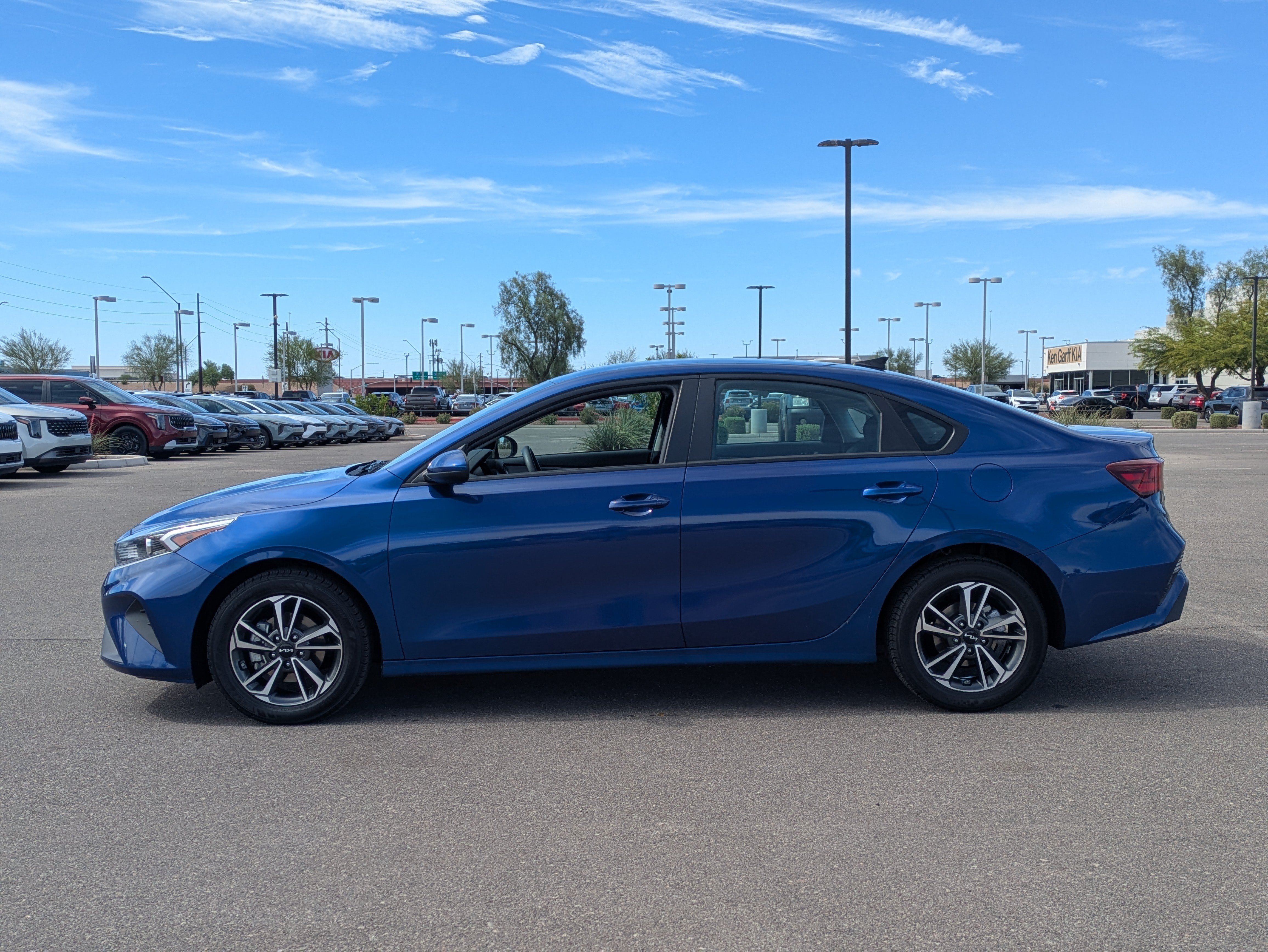 Used 2024 Deep Sea Blue Kia LXS image 2