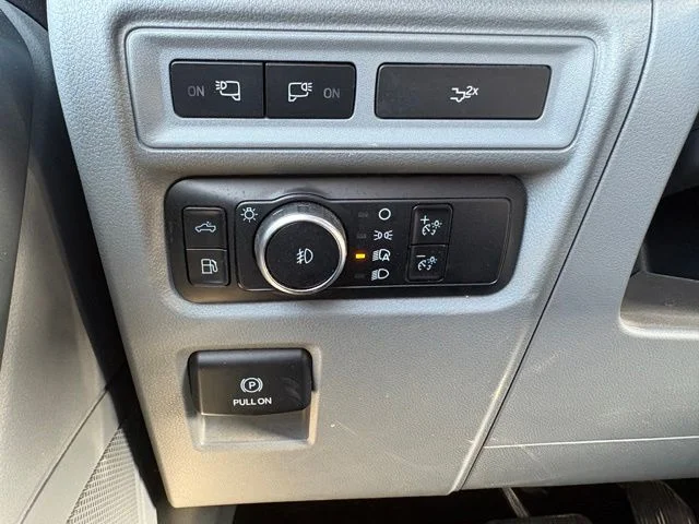 Used 2024 Gray Ford XLT image 16