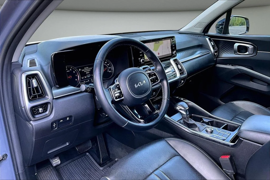 Certified Used 2022 Silver Kia S image 17