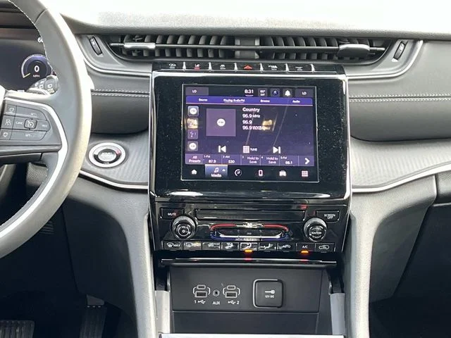 Used 2025 Gray Jeep Laredo X image 15