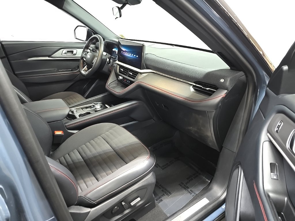 Used 2025 Blue Ford ST-Line image 15