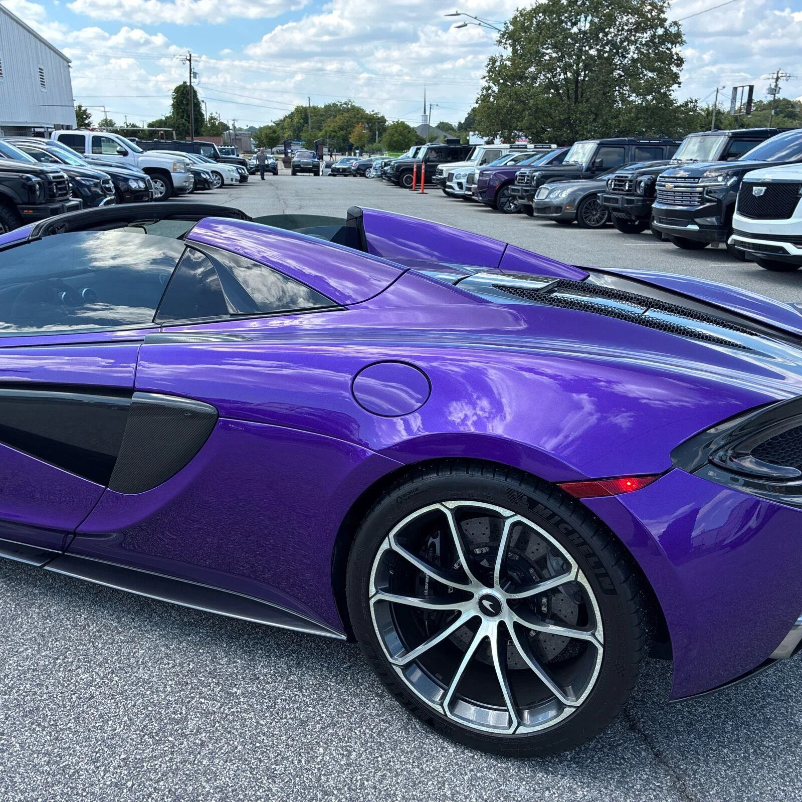 Used 2019 Blue MCLAREN  image 5