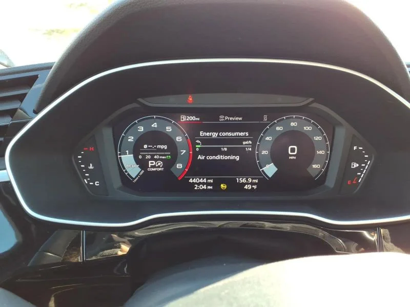 Used 2022  Audi 40 TFSI Premium Plus Sport Utility 4D image 31