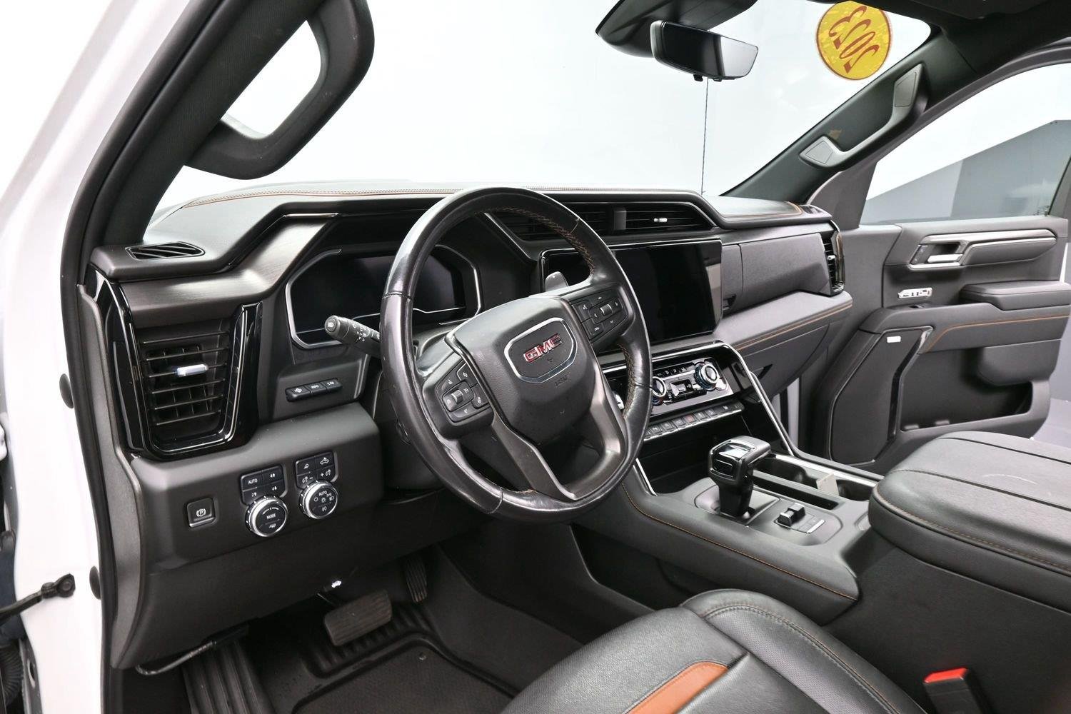 Used 2023 SUMMIT WHITE GMC AT4 image 15