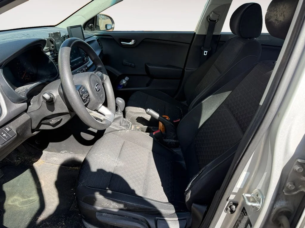 Used 2018 Silver Kia LX image 7