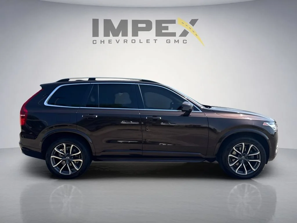 Used 2018  Volvo Momentum image 6
