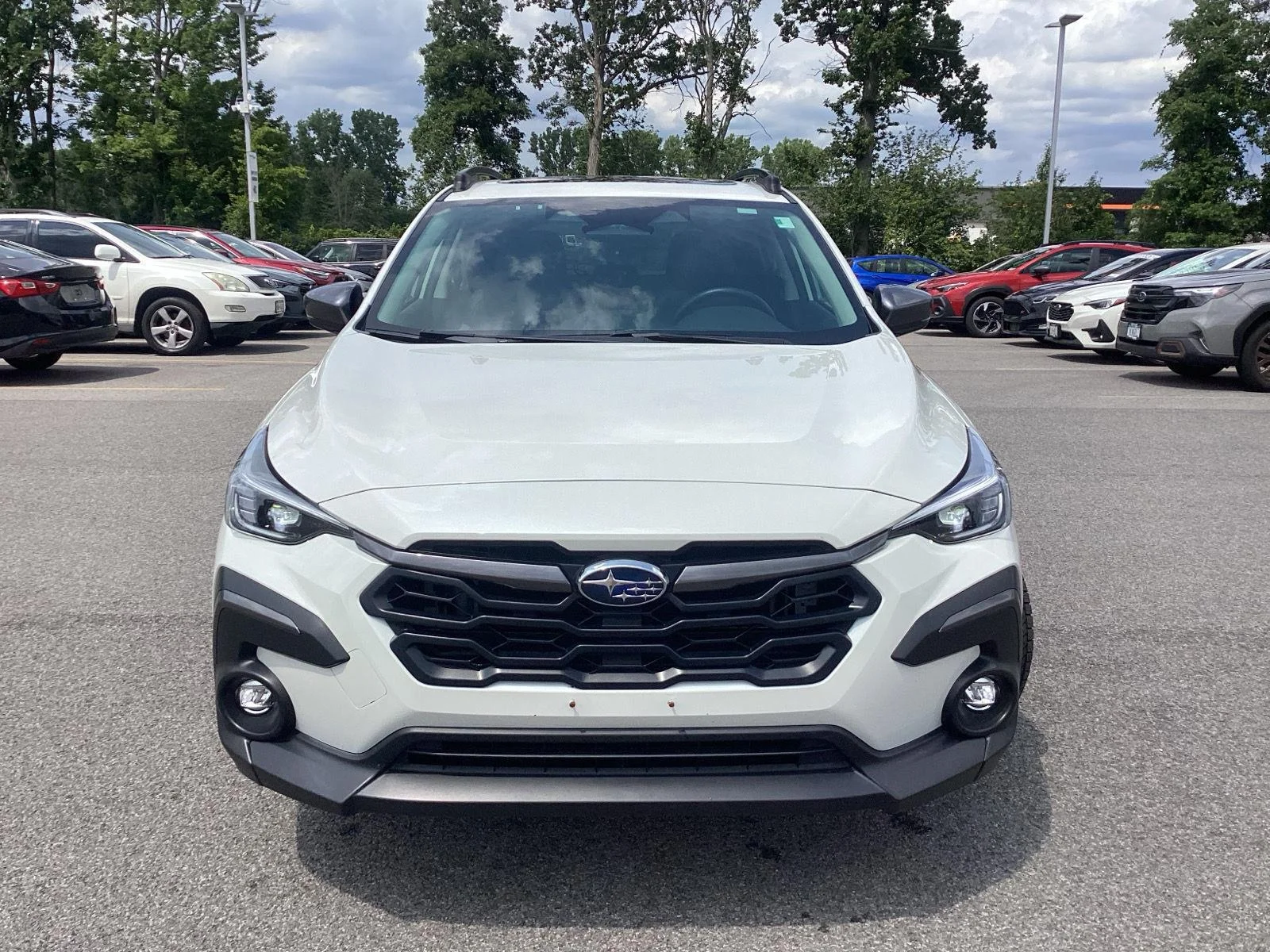 Used 2024 Crystal White Pearl Subaru Limited image 2