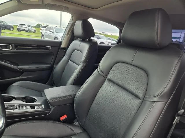 Used 2024 Gray Pearl Honda Touring image 10