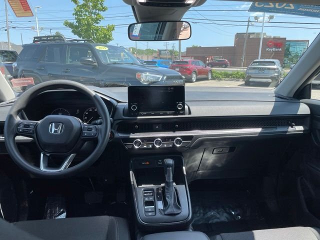2025 Honda CR-V LX - Photo 13