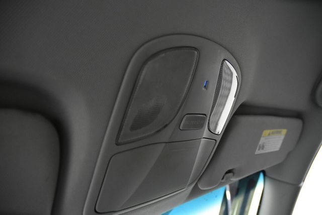 Used 2011 Silver Hyundai GLS image 34