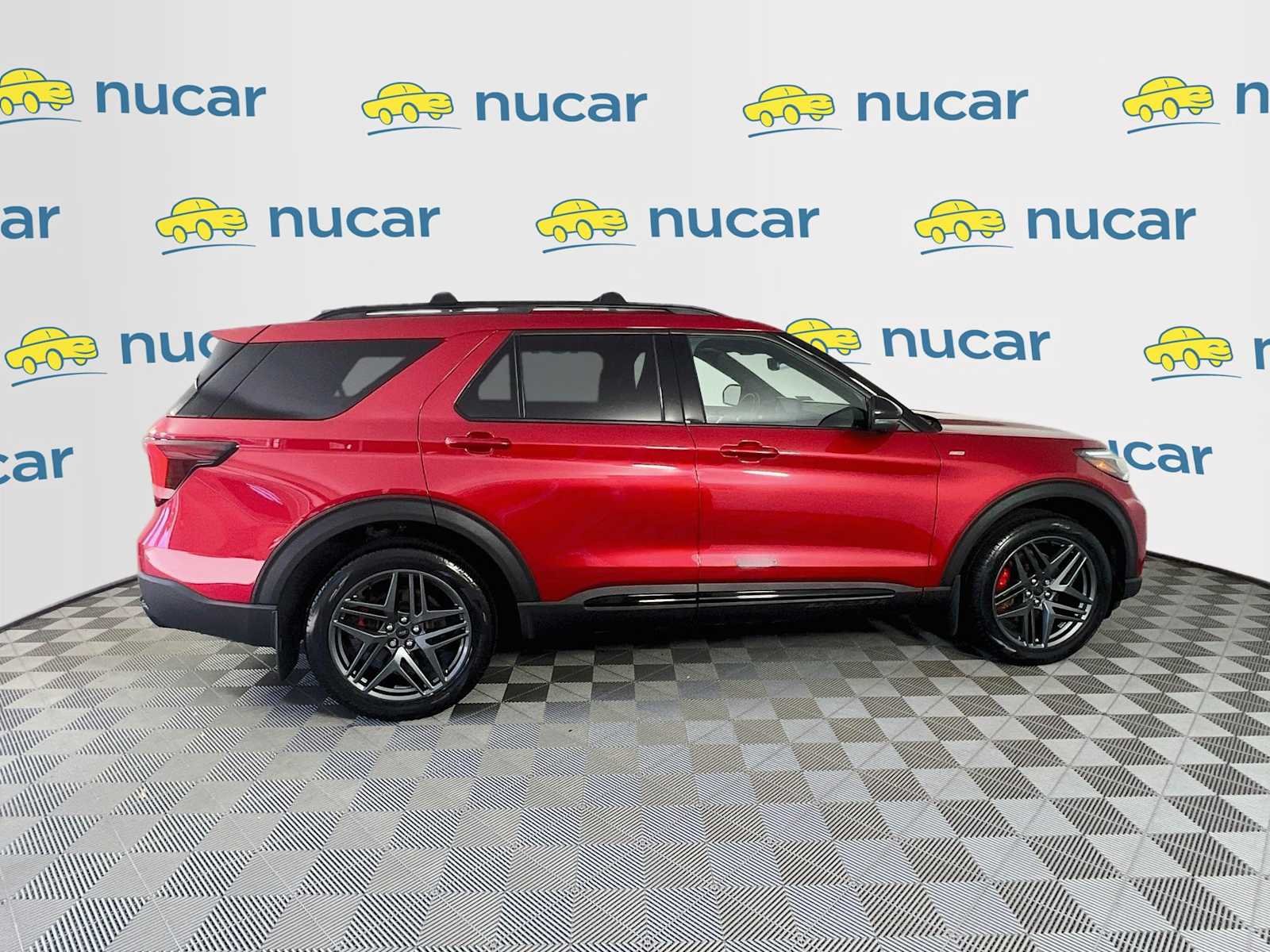 Used 2025 Rapid Red Metallic Tinted Clearcoat Ford ST-Line image 8