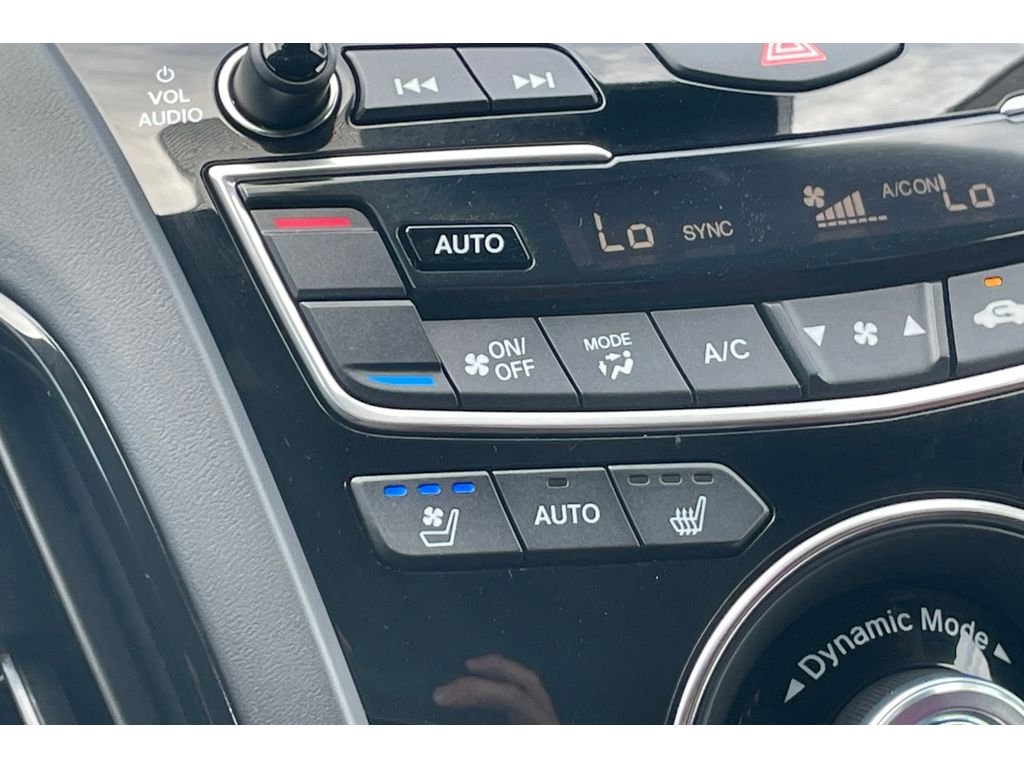 Used 2025 PLATINUM WHITE Acura w/A-Spec Package image 28