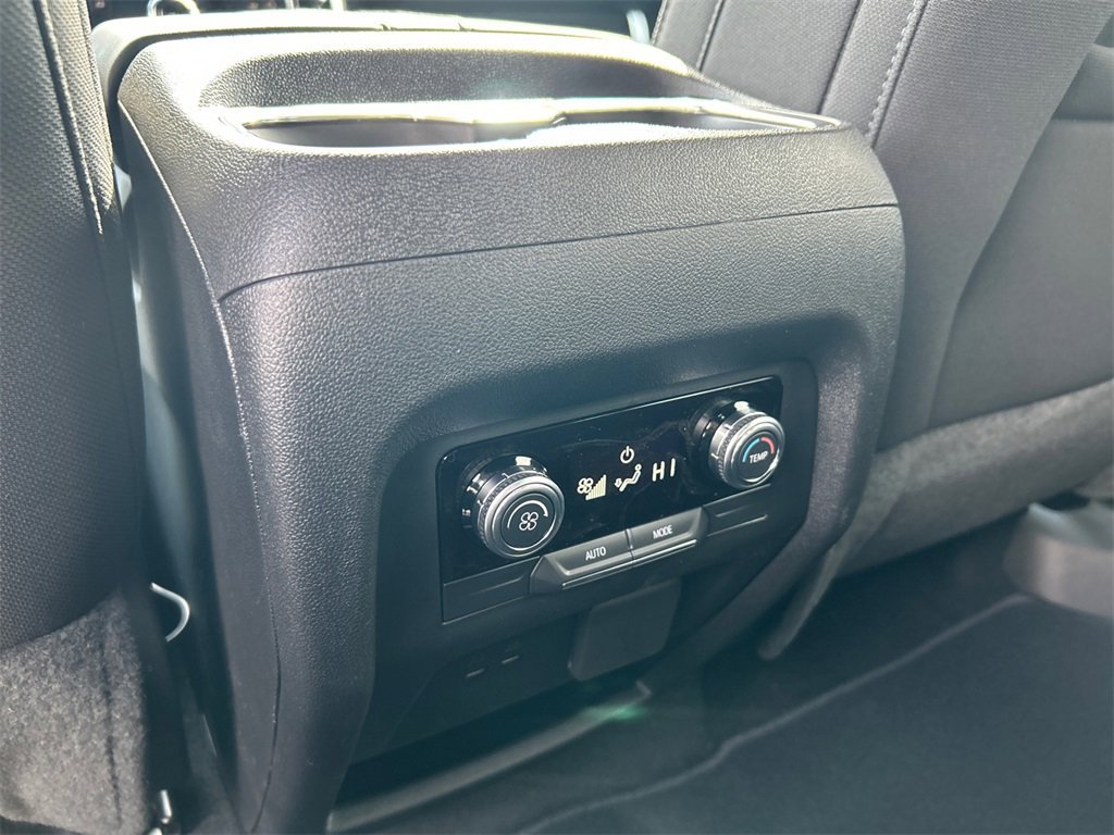 2026 GMC ACADIA - Image 30