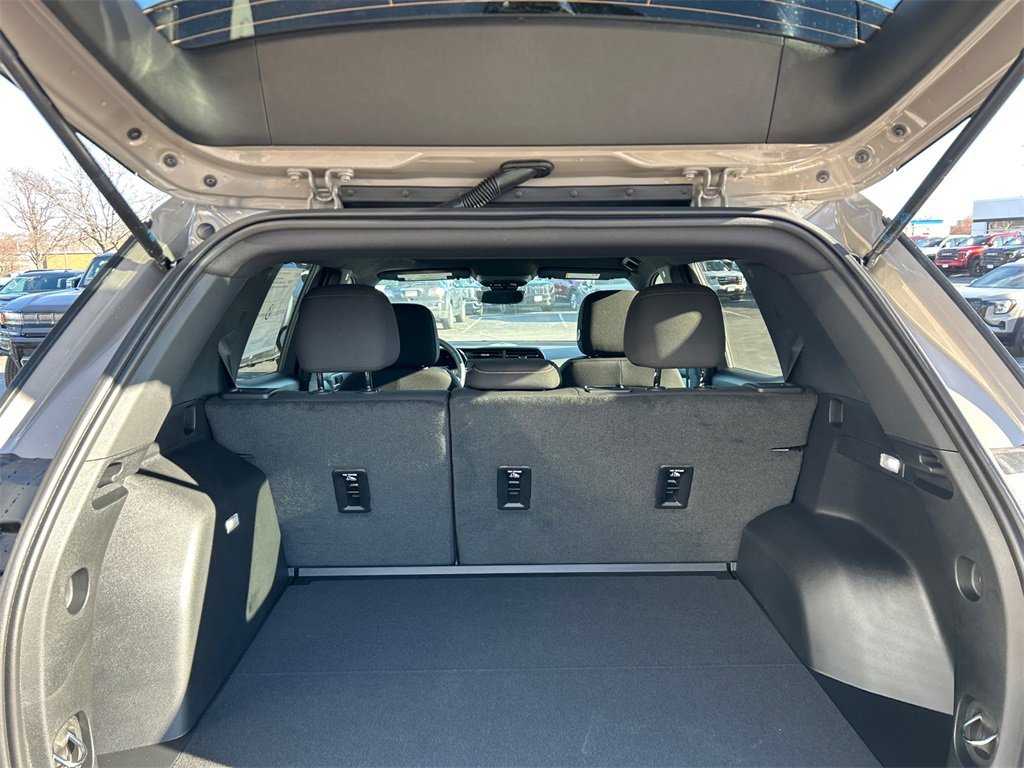 2026 GMC TERRAIN - Image 32