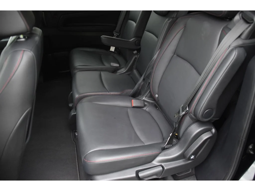 Used 2025 Blk Honda Sport-L image 16