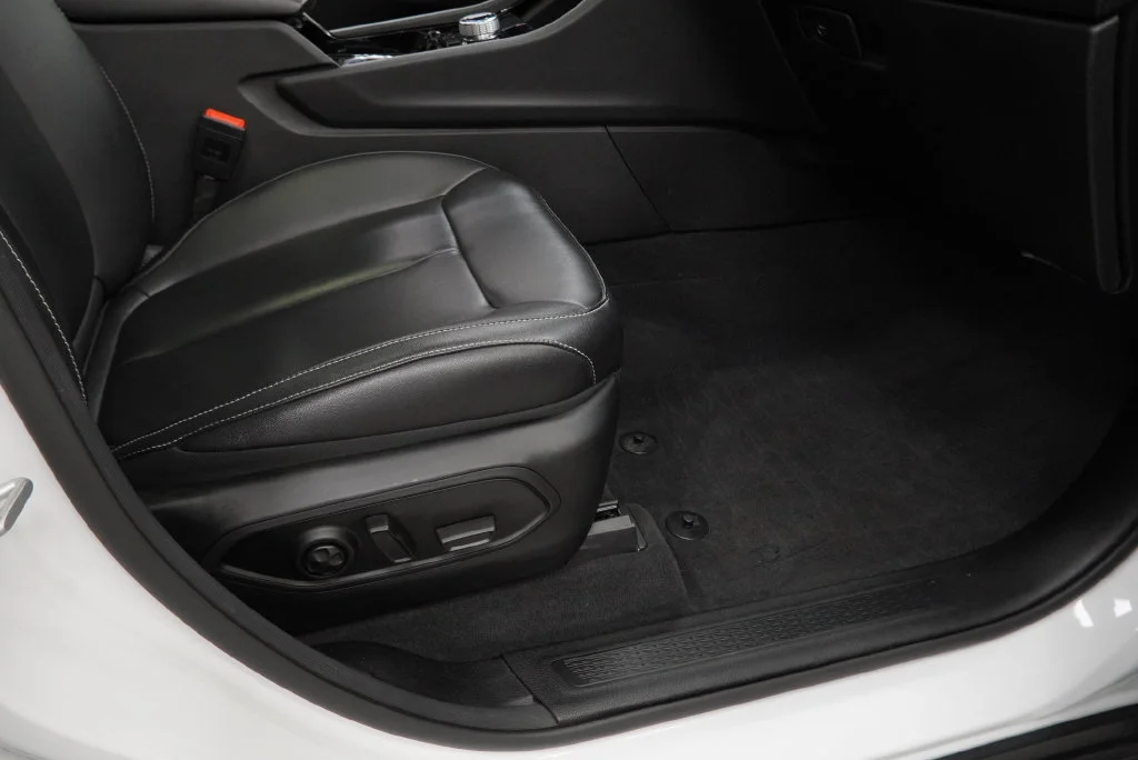 Used 2023 White Jeep 4xe image 43