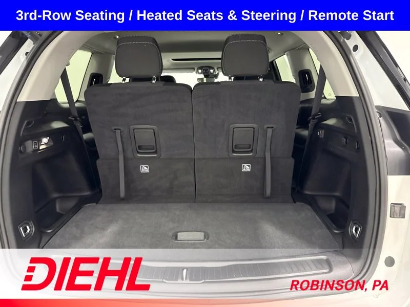 Used 2023 White Jeep Laredo image 9